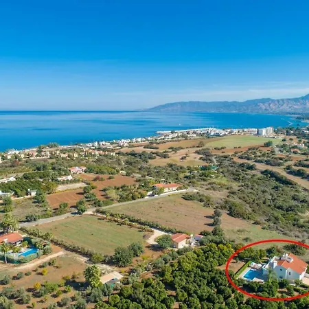 Mandora Villa Polis